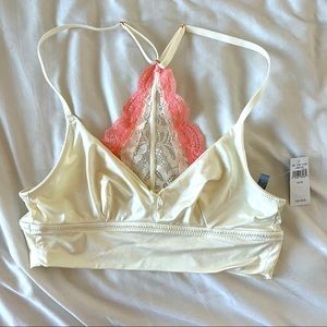 🎈 Aerie racer back lace bralette